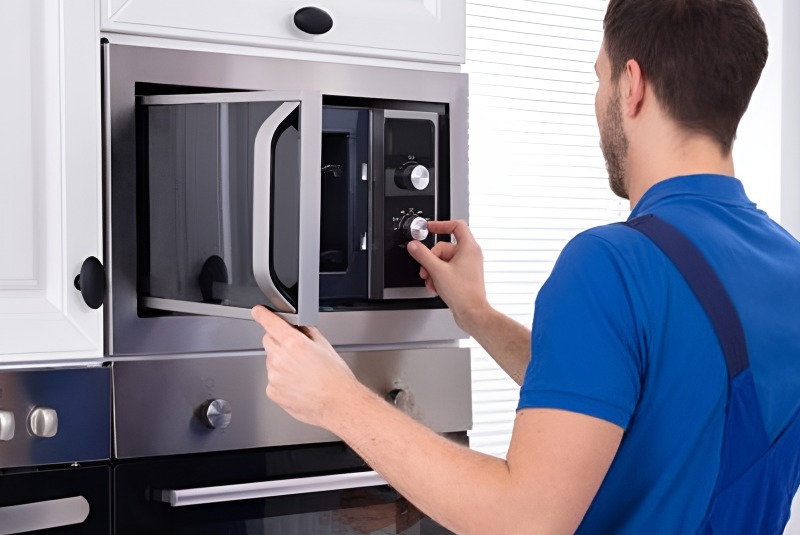 Buld-in Microwave Repair in Palm Desert